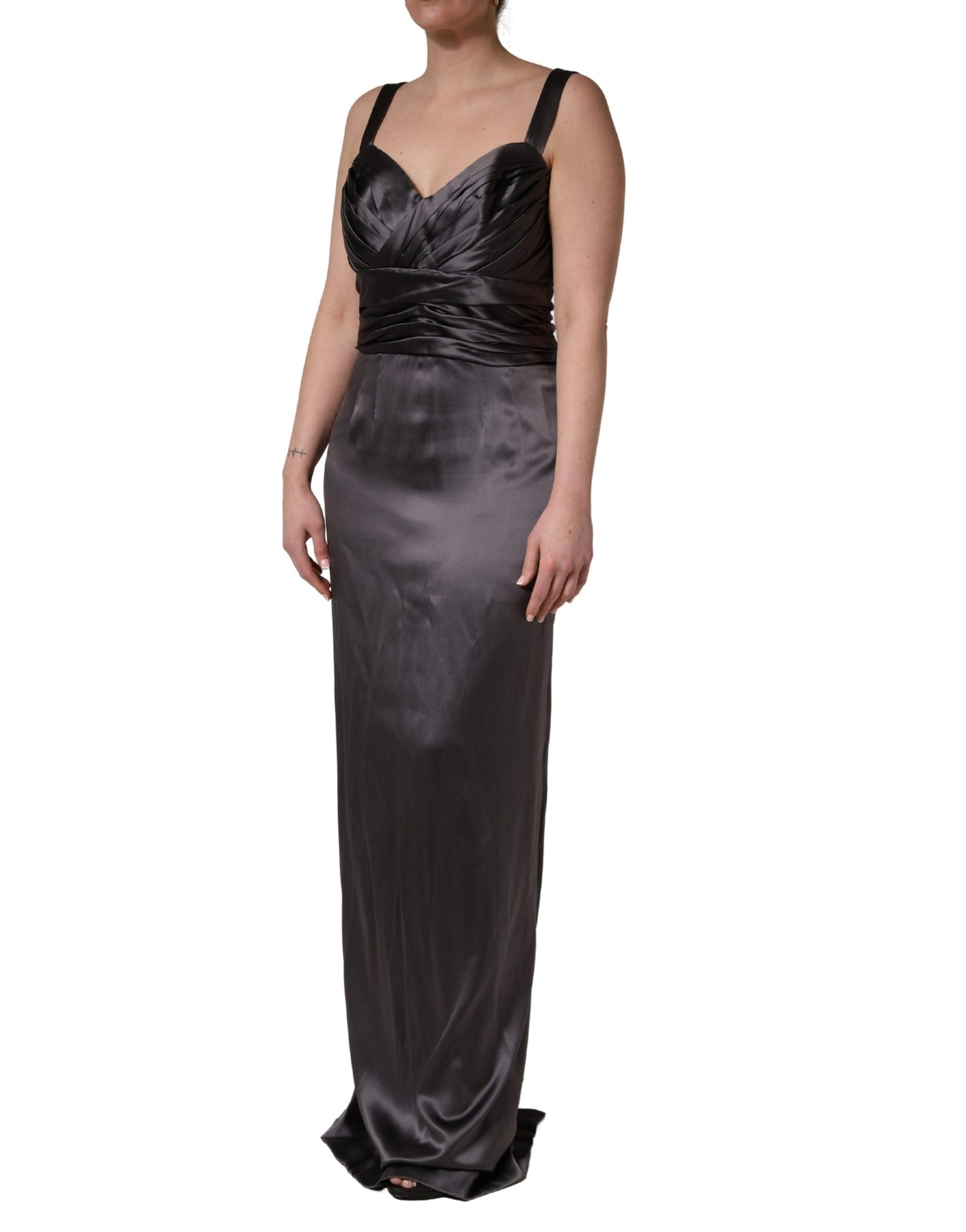 Black Satin Sleeveless Sweetheart Dress