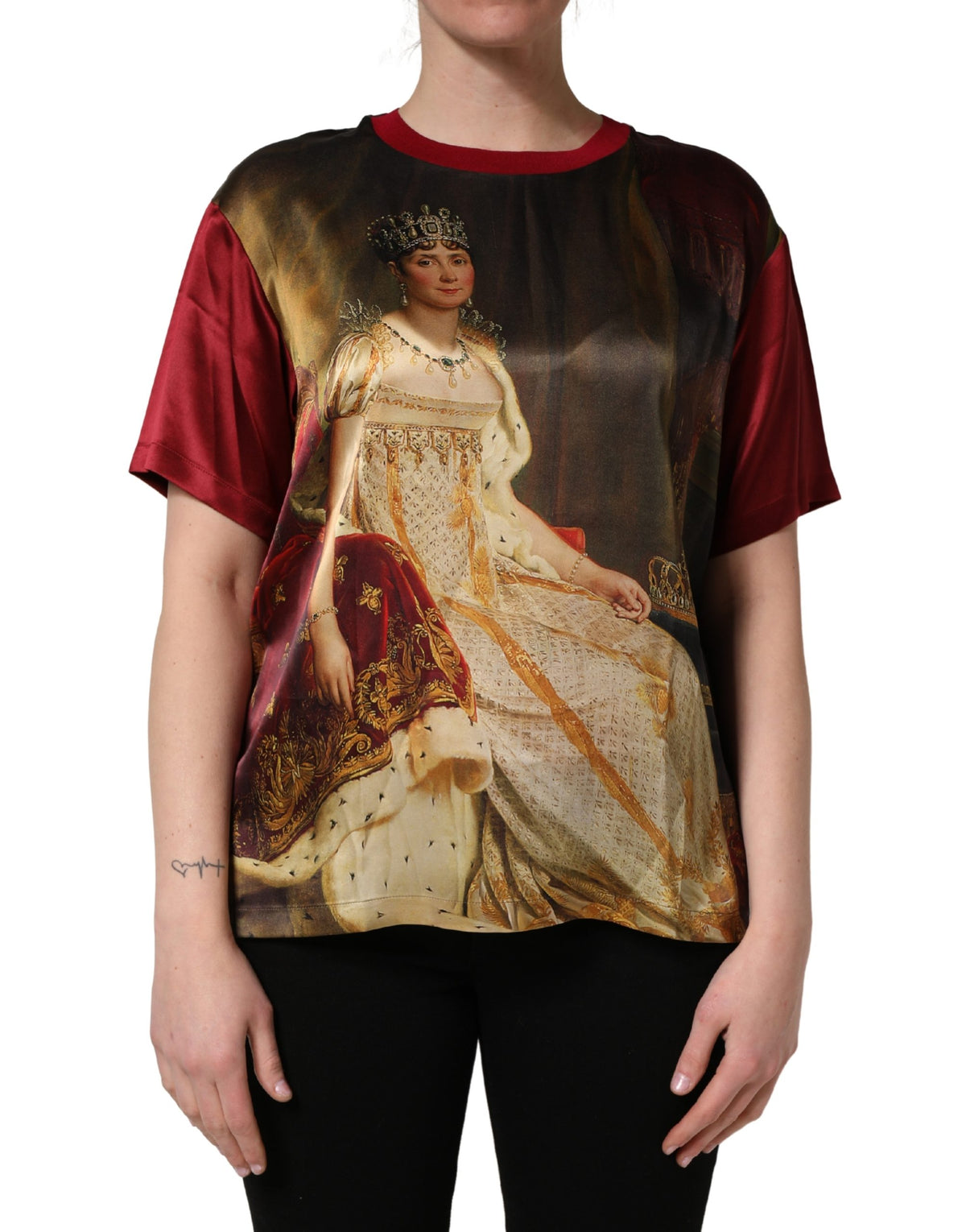 Maroon Royal Crown Dress Queen Painting Silk T-shirt