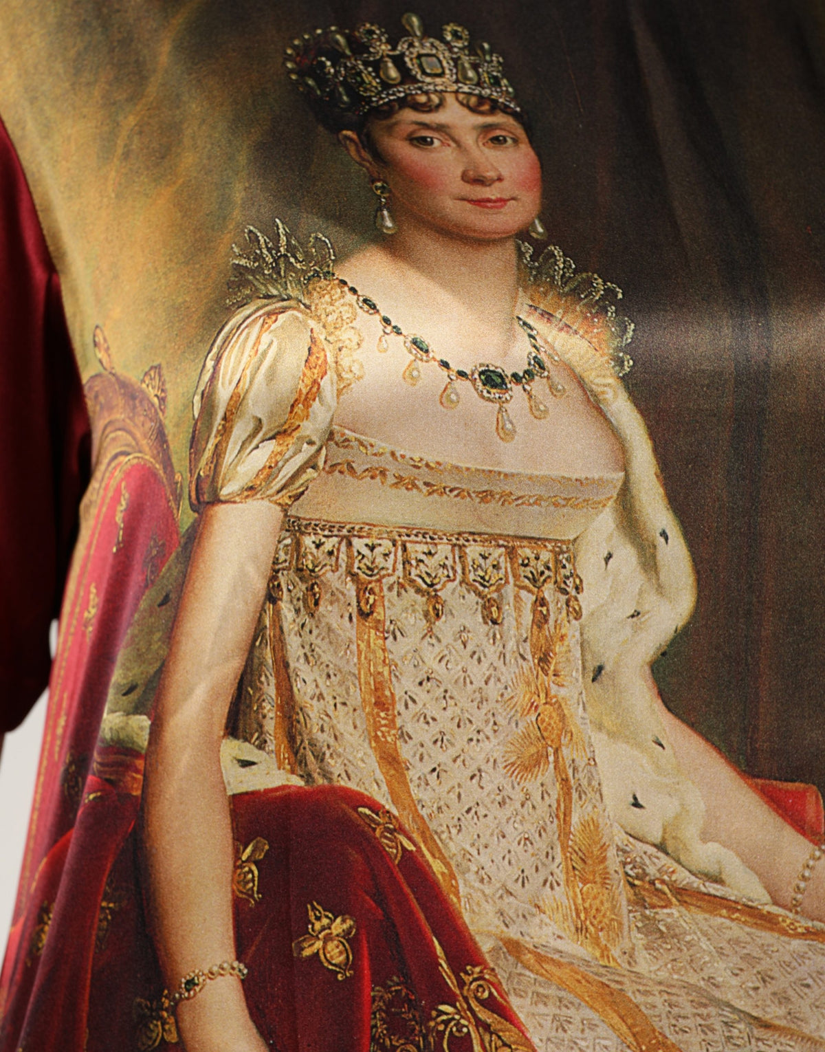 Maroon Royal Crown Dress Queen Painting Silk T-shirt