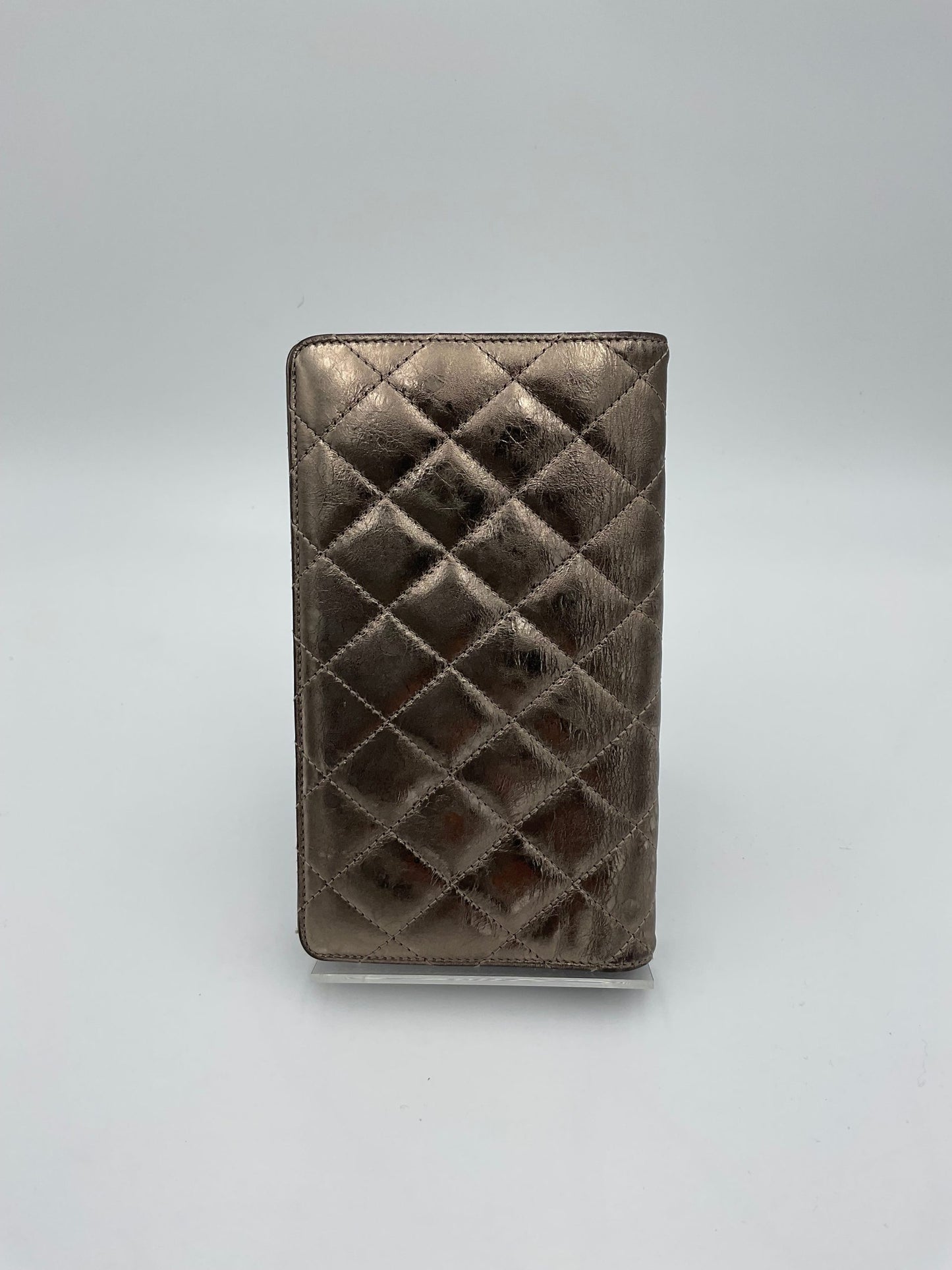 CHANEL Matèlassè Platinum Wallet