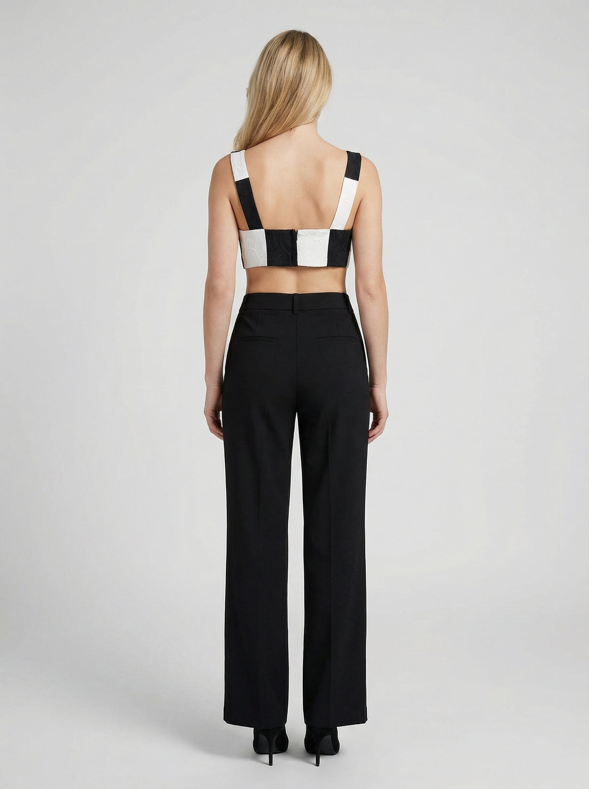 Black And White Elastane Tank Tops