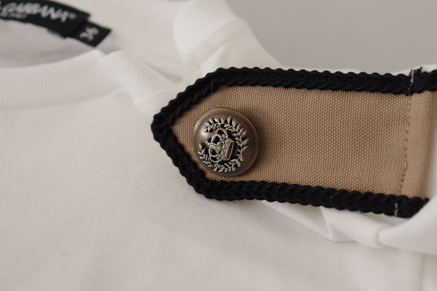 White Black Roses Crewneck Cotton T-shirt