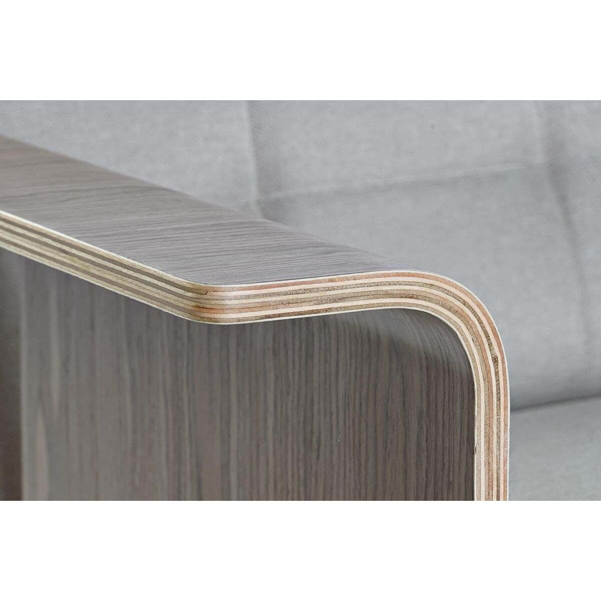 V6H2B39FB1CDA9CF75D092C0BA1DA39EFB9R2516719P4