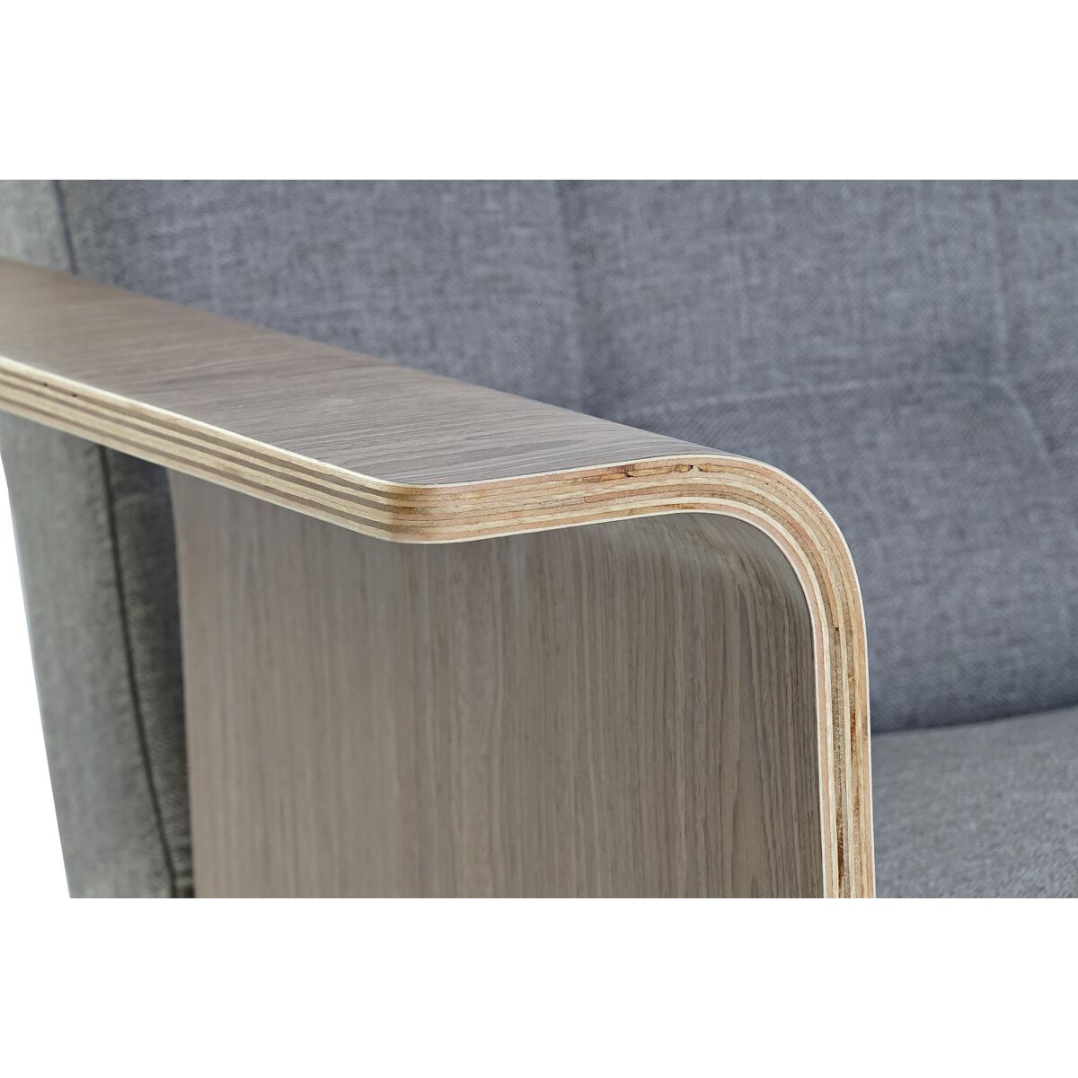 V5H58E990E3B2A9B763EA8C6EF37417509BR2746706P4