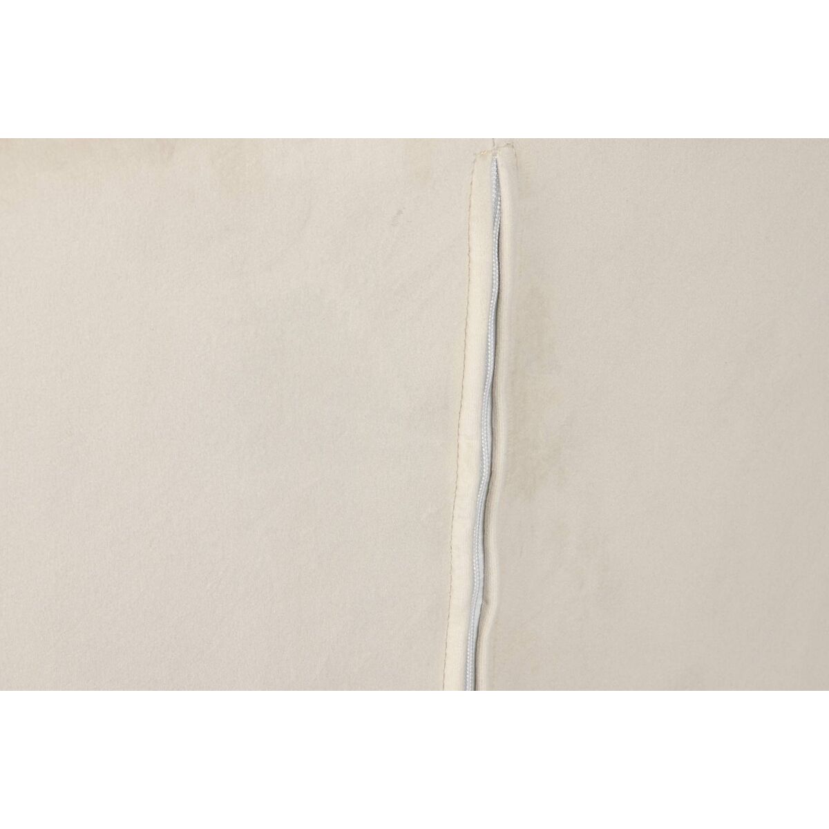 V4HDE22970736858A7FF51030ED000CA8D0R3013125P7