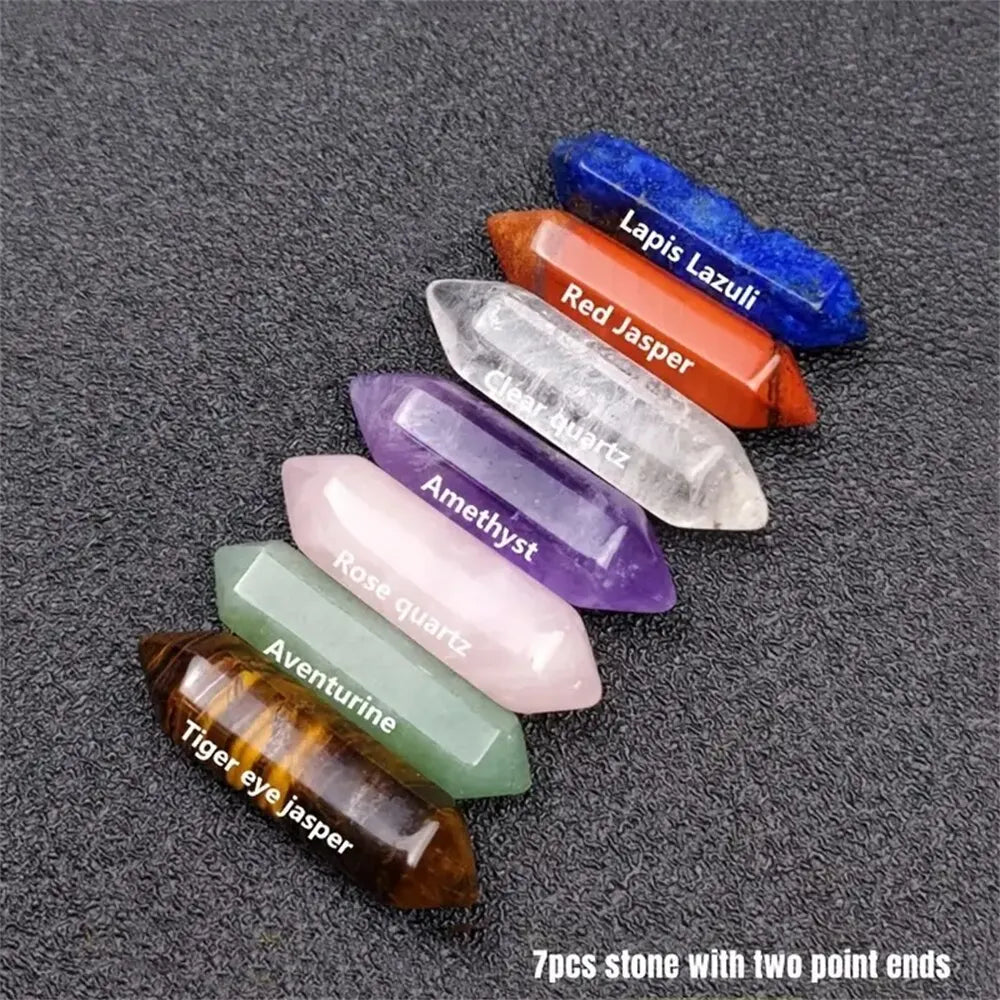 14 stk. spidse kvartskrystaller og chakra-healingsten