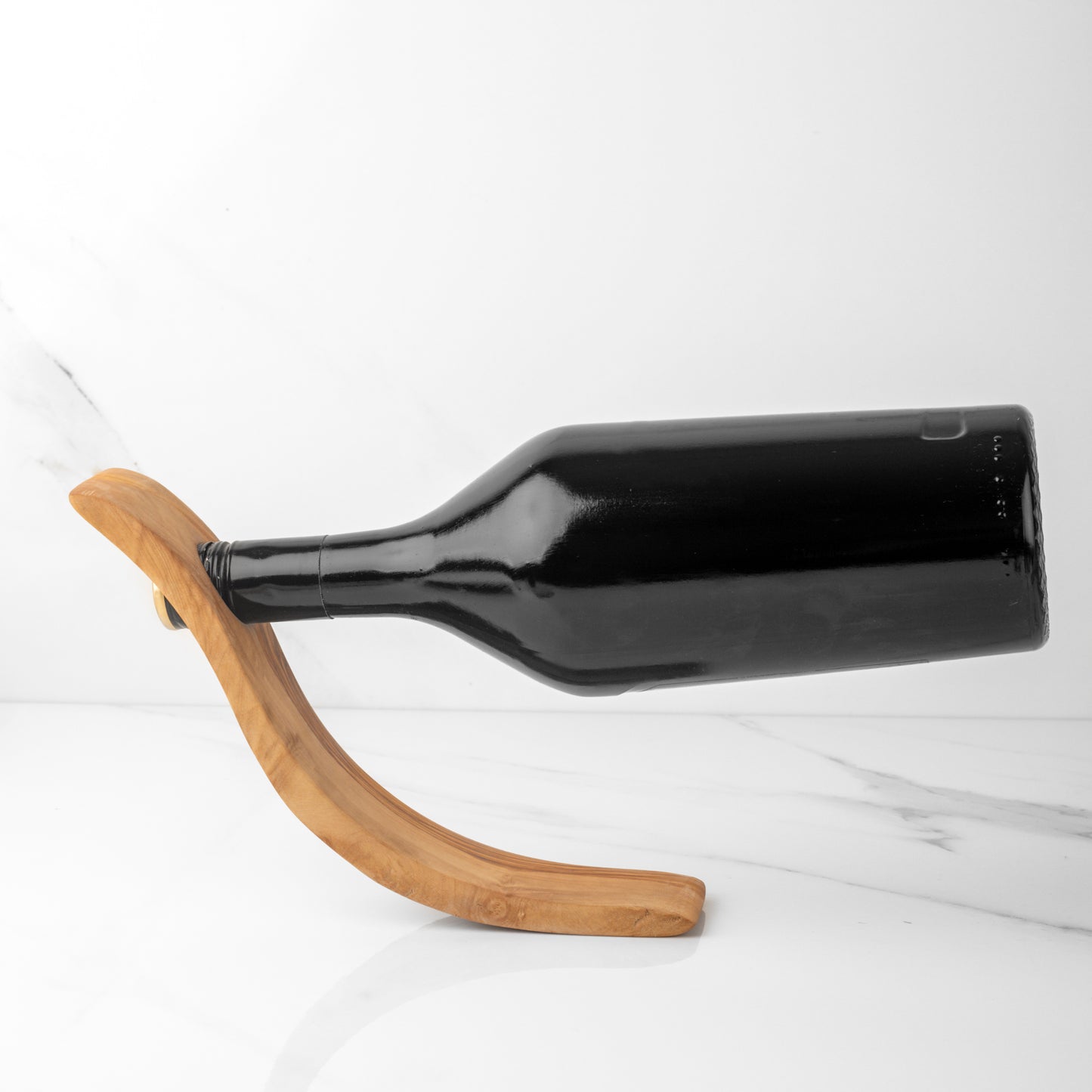 Håndlavet flaskeholder i oliventræ | Fås i to designs