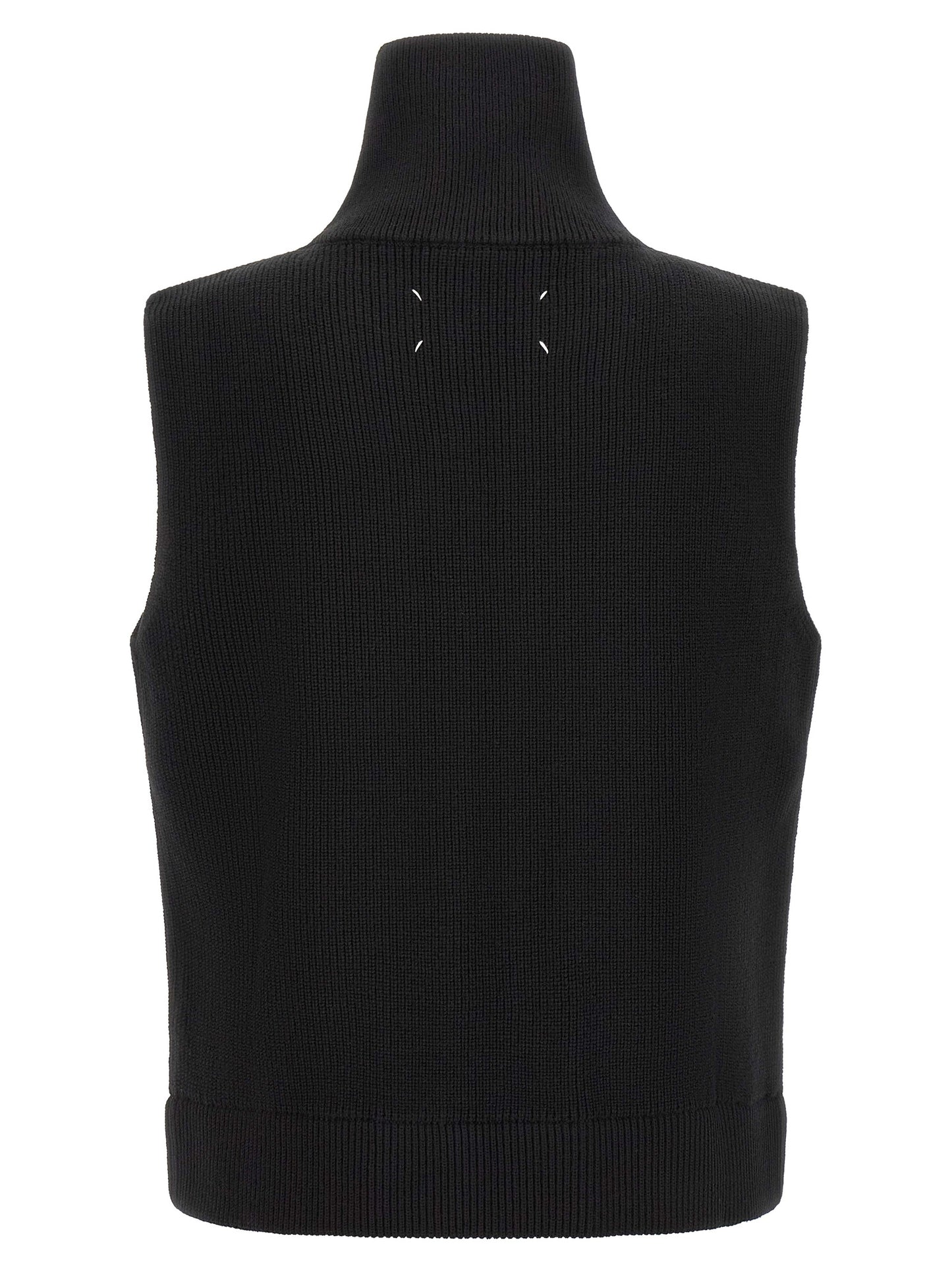 Black Wool Sleeveles Sweater