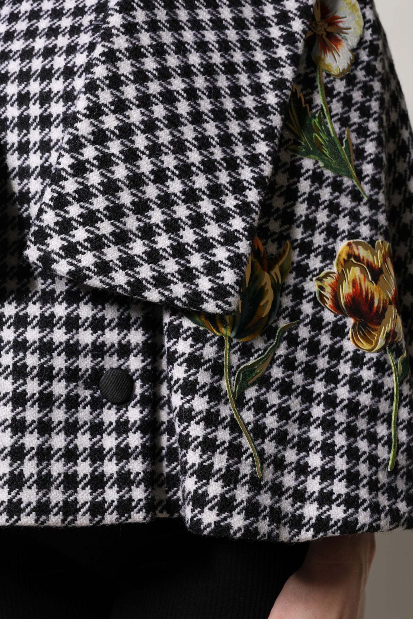 Black White Monochrome Patterned Floral Cape Jacket
