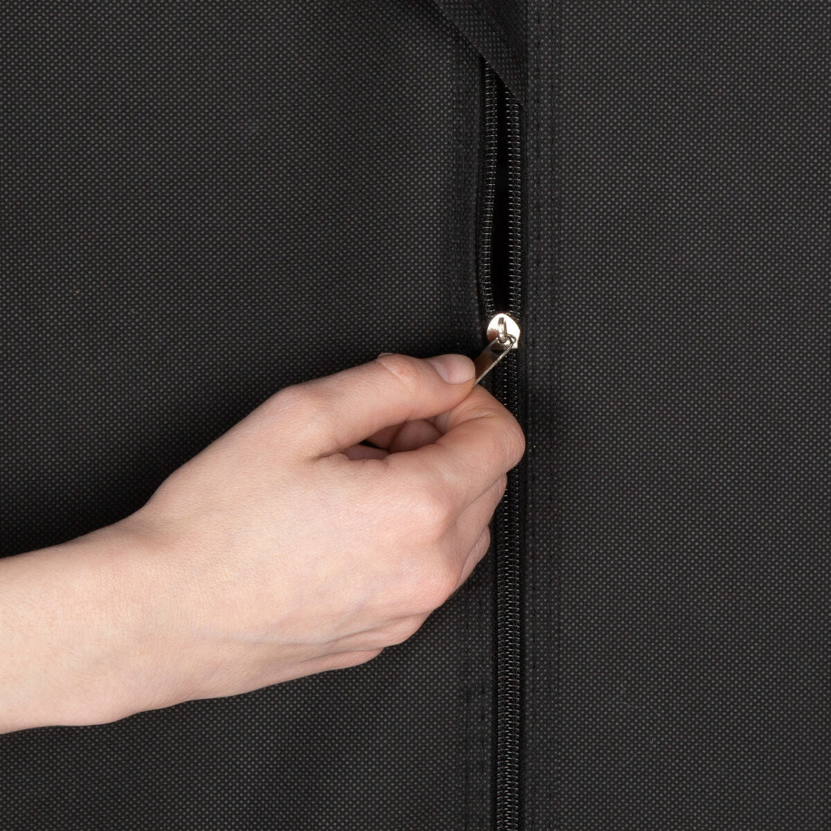 V4H34C540DD58201CD9C8E4B023C5CD181FR7516548P4