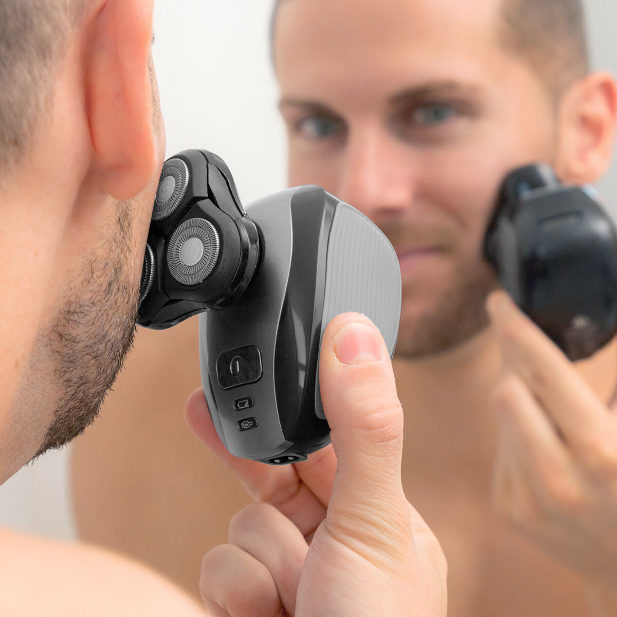 5-i-1 Genopladelig Ergonomisk Multifunktions Barbermaskine – Shavestyler fra InnovaGoods